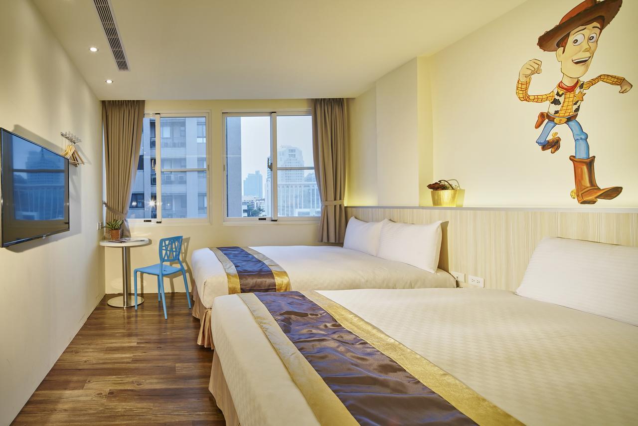 M Hotel Гаосюн Екстер'єр фото