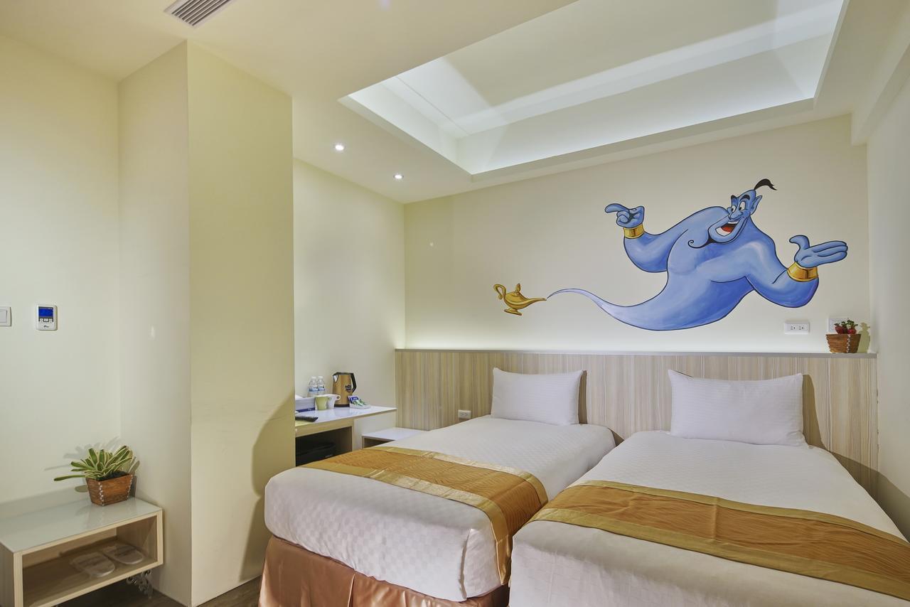 M Hotel Гаосюн Екстер'єр фото